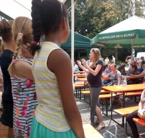 Kinderchor beim Stadtteilfest